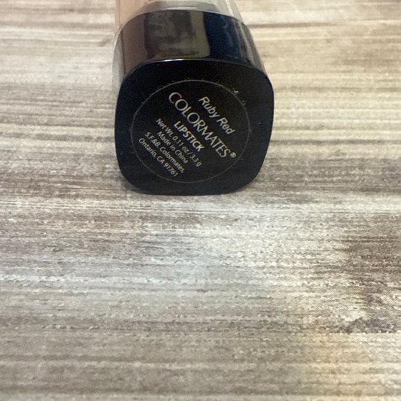 Color mates Long Lasting Lipstick Ruby Red New Without Box - Picture 2 of 2